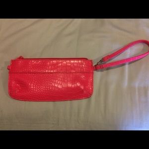 Hot pink textured clutch